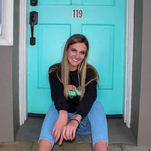 Meet your Posher, Cali